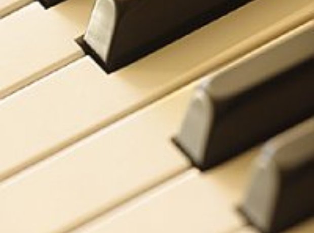 learn to play piano