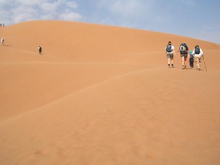 Trek Sahara - climbing Chgaga