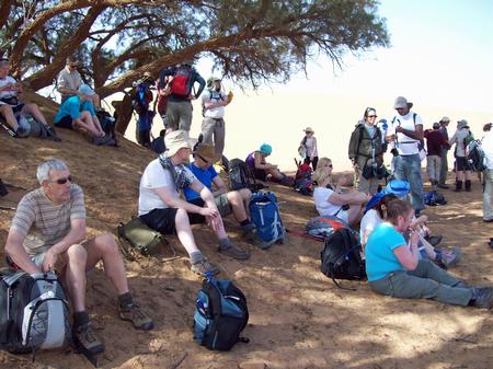 Trek Sahara - lunch stop