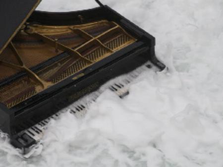 Leif ove Andsnes's piano flooded with water.