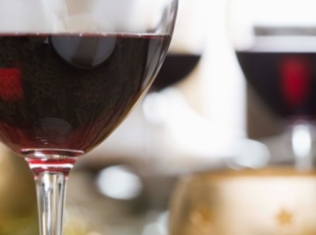 restaurant red wine