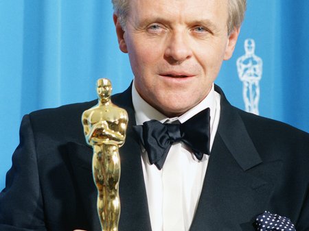 Anthony Hopkins with his Oscar