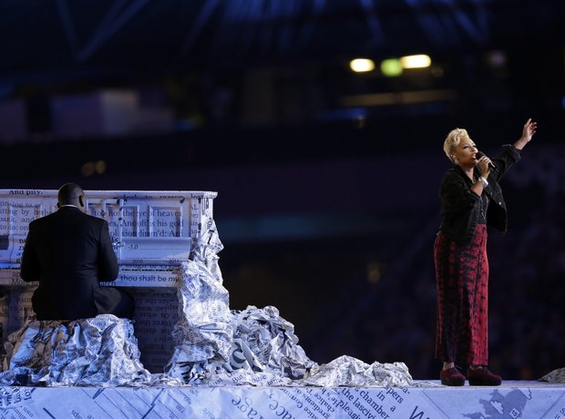 Emeli Sande performs at the Olympic Closing Ceremo