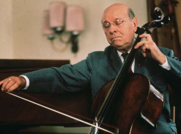 Pablo Casals playing cello