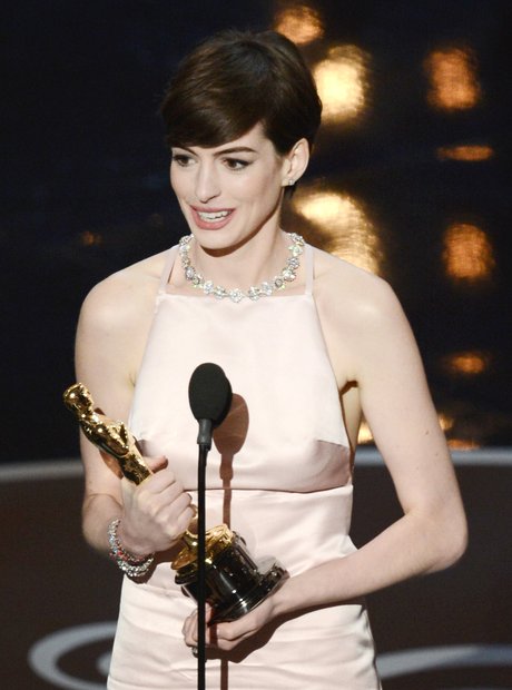 Anne Hathaway winner at the Oscars 2013 Awards Sho