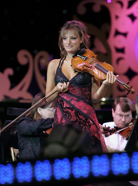 Nicola Benedetti plays at T in the park