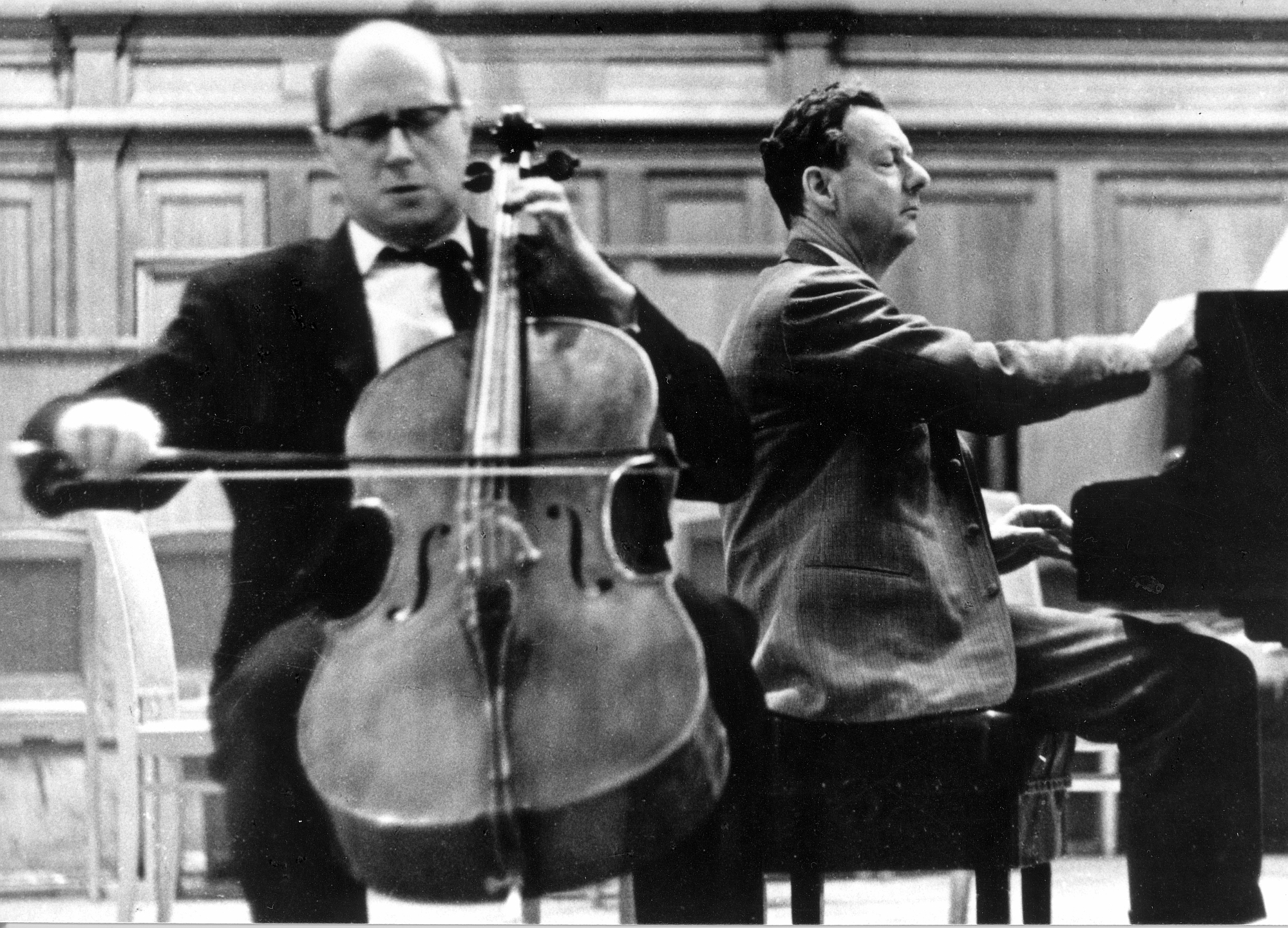 Benjamin Britten Mstislav Rostropovich Moscow