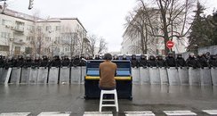pianist chopin ukraine riot police