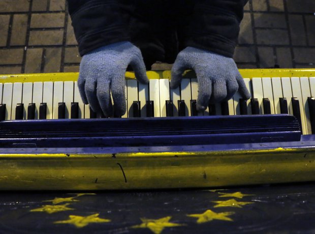 Ukraine Pianist-Extremist