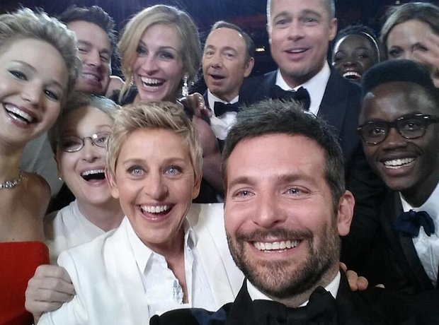 Ellen DeGeneres celebrity group shot at the Oscars