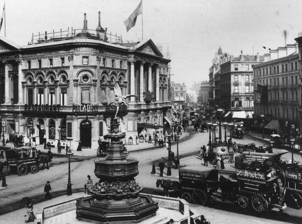 London - Piccadilly Circus Eros