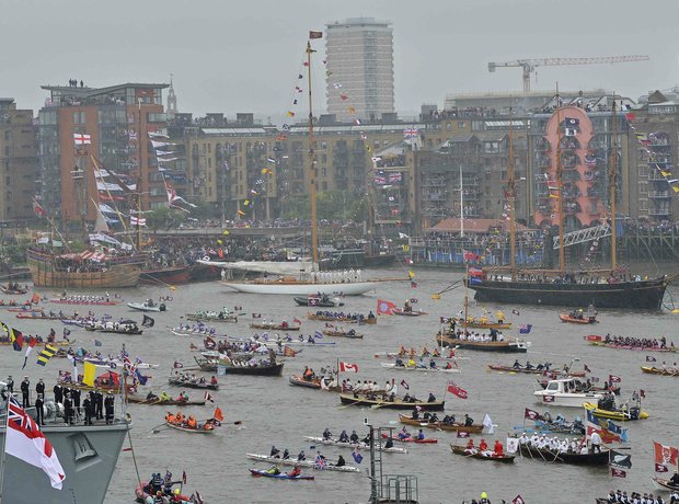 London Diamond Jubilee River Pageant 2012