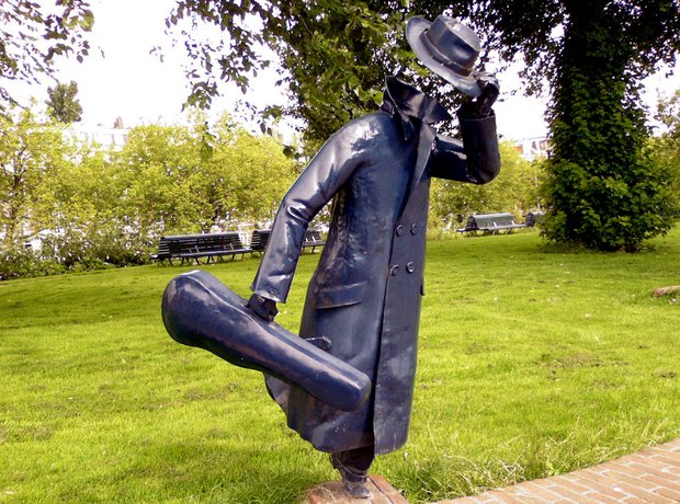 bizarre classical music statues