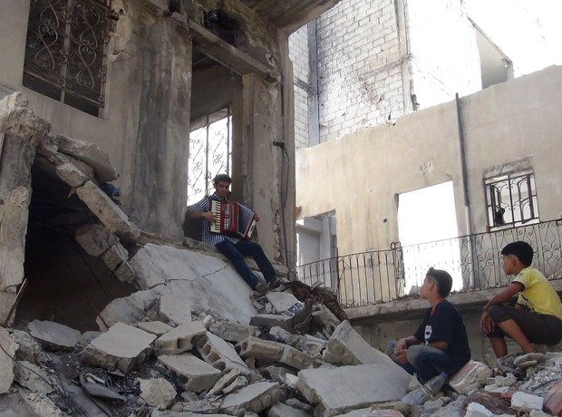 Music in war-torn Damascus