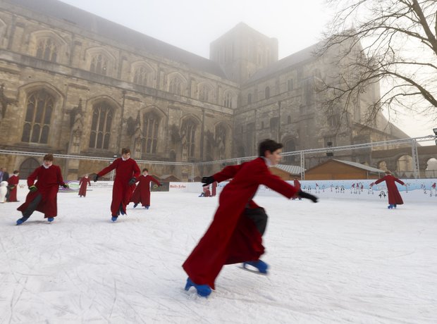 ice skating choirboys winchester cathedral