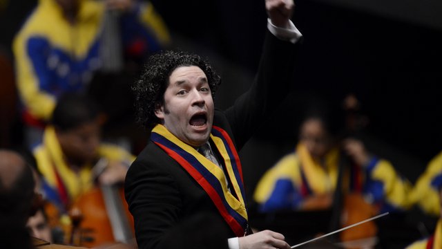 Venezuelan Conductor Violinist Gustavo Dudamel Wife Editorial