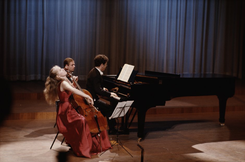 With Barenboim Jacqueline Du Pré 13 Iconic Pictures Of The Great