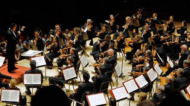 why-are-orchestras-arranged-the-way-they-are-classic-fm