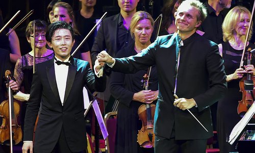 Ji Liu and conductor Vasily Petrenko