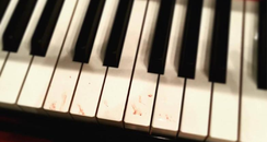 Alice Sara Ott blood stained piano