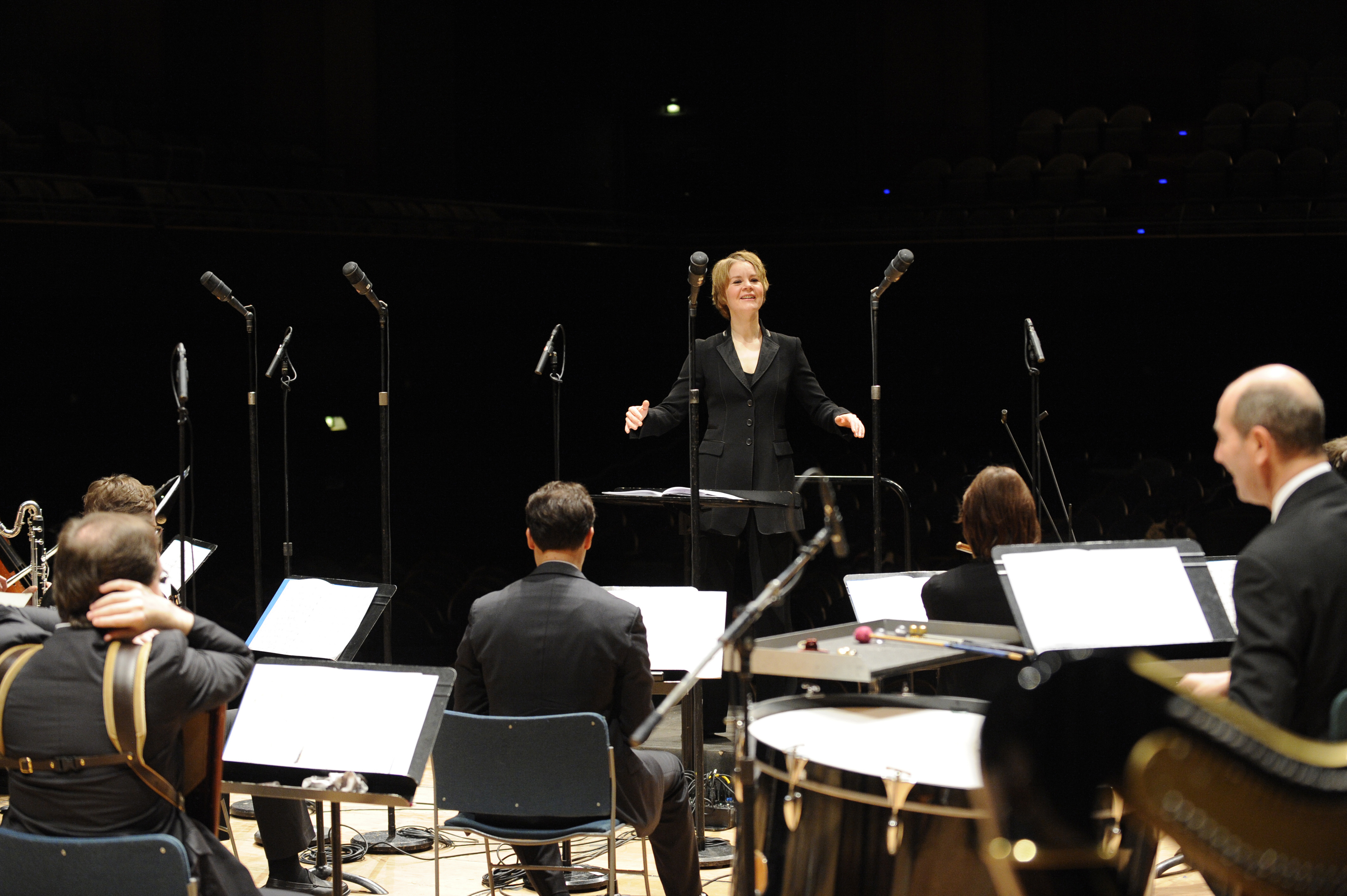 Susanna Malkki conducts the Ensemble Intercontempo