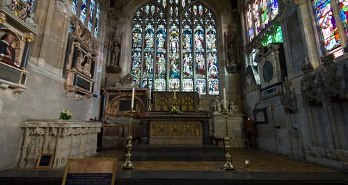 Holy Trinity Church Stratford-upon-Avon grave of S