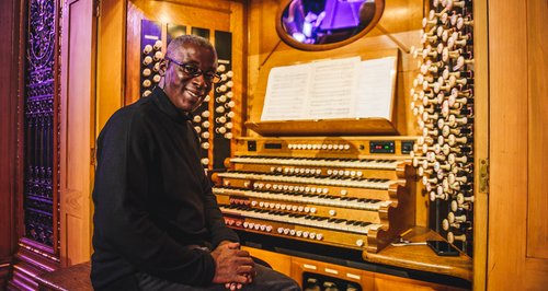Wayne Marshall on the Royal Albert Hall organ