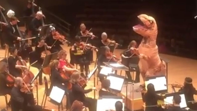 dinosaur conducts jurassic park