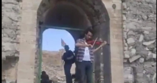 Mosul violinist
