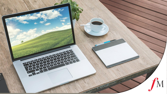 The Newest, Thinnest & Lightest Macbook Air yet! Enter now, with Win+