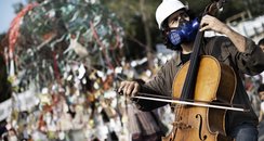 turkish musician protesting in Taksim Park